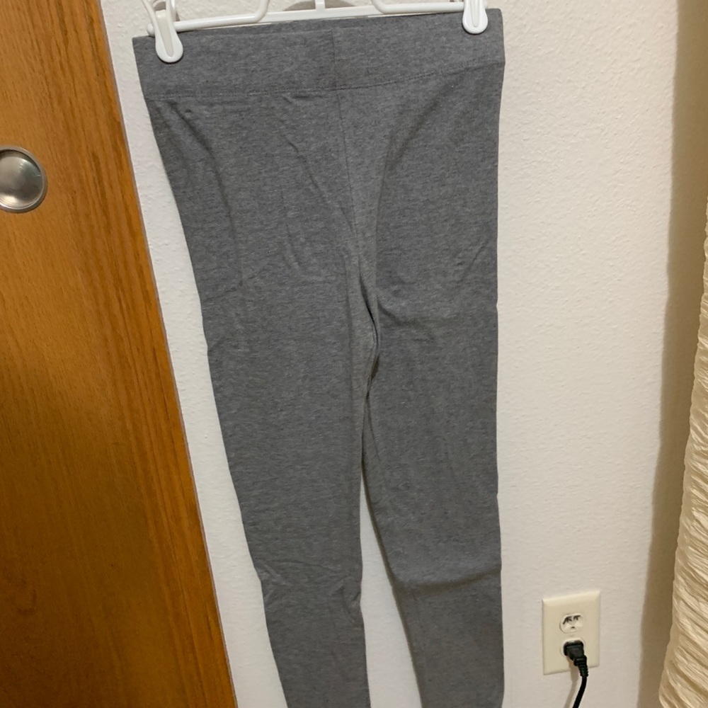 TWO pairs of forever 21 leggings!